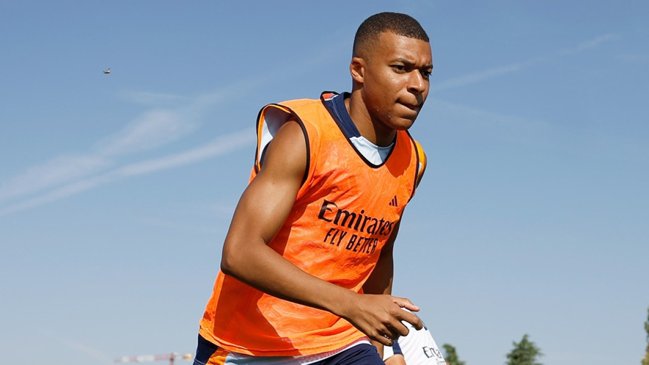 Kylian Mbappe dan Vinicius Junior Tak Kunjung Cetak Gol, Pelatih Real Madrid Carlo Ancelotti Bilang Begini
            - galeri foto