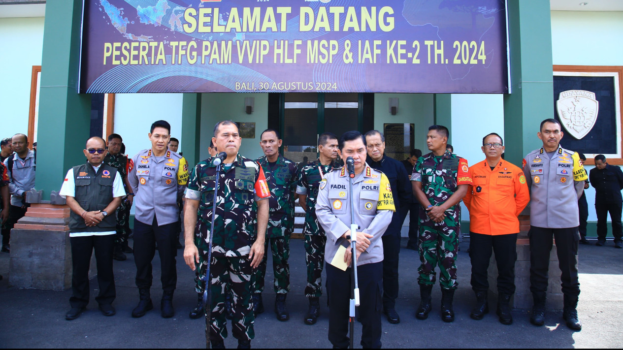 TNI-Polri Pastikan Keamanan dan Kenyamanan Delegasi dan Masyarakat saat Event IAF di Bali
            - galeri foto