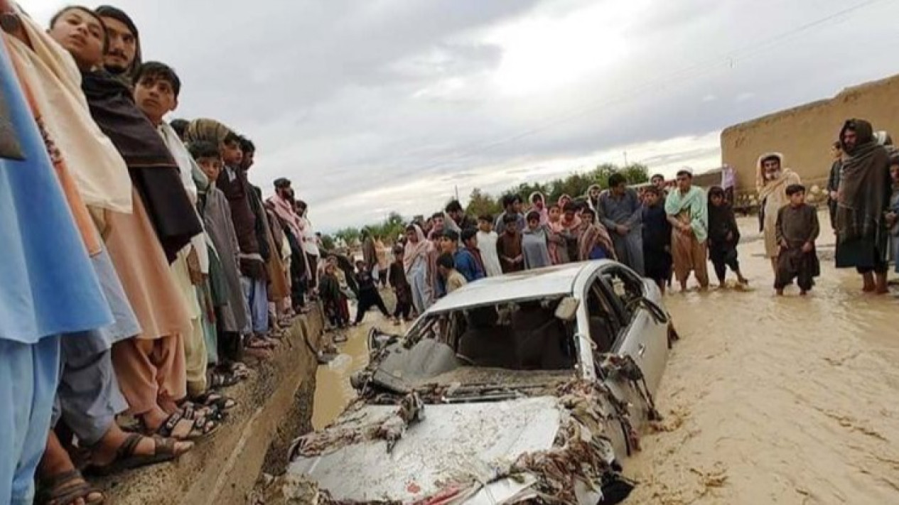 Banjir Bandang di Pakistan, Sebanyak 20 Orang Meninggal Dunia
            - galeri foto