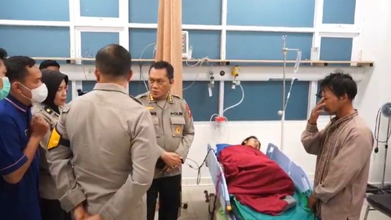 Pelaku Pembunuhan Dua Anak di Kediri Dinyatakan Shock, Polisi Tunggu Hasil Pemeriksaan Kejiwaan
            - galeri foto