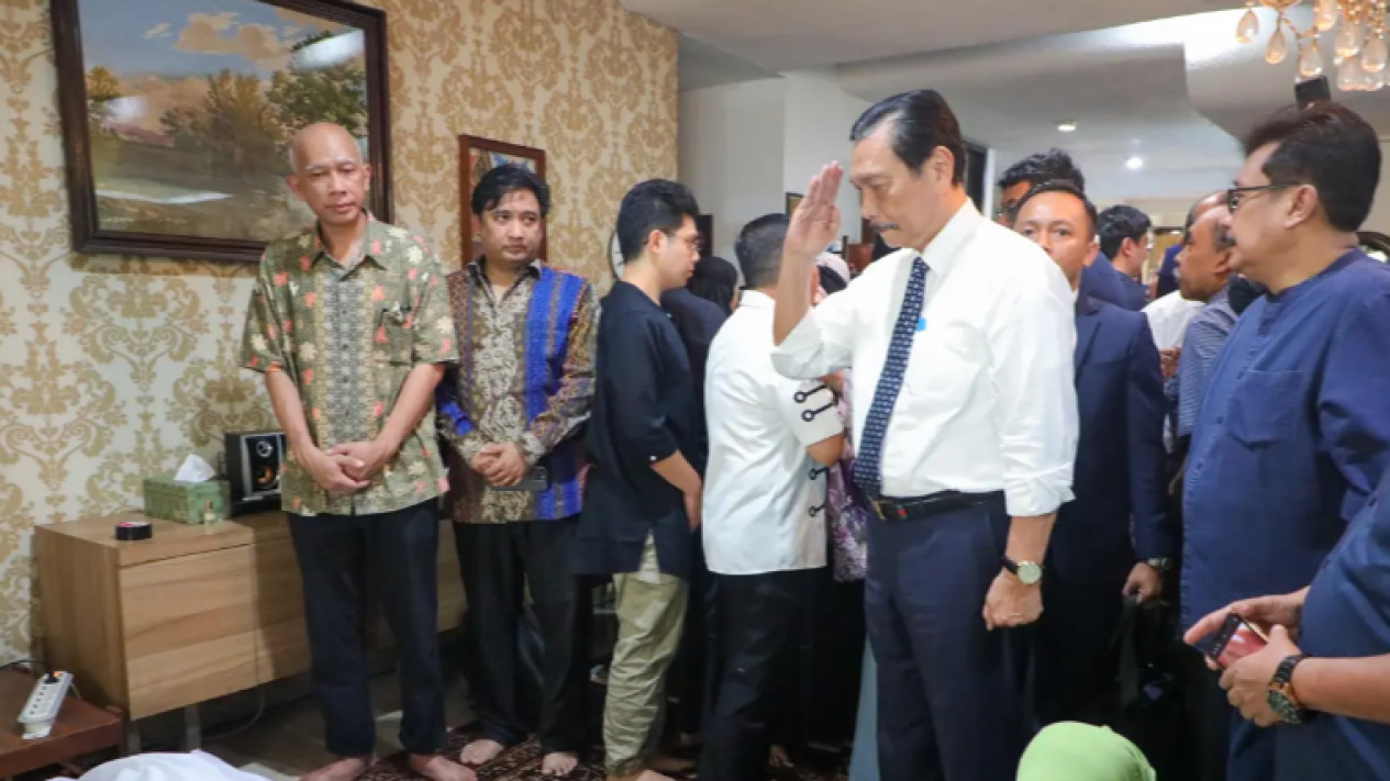 Sering Dikritik Faisal Basri, Luhut Bilang Begini Tentang Jasa dan Pemikiran Almarhum: Termasuk soal Covid dan Hilirisasi
            - galeri foto