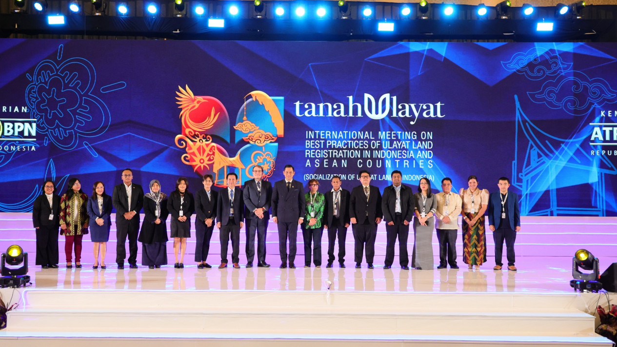 Buka International Meeting on Best Practice of Ulayat Land Registration in Indonesia and ASEAN Countries, Menteri AHY: Ini Semua tentang Keadilan dan Perlindungan Masyarakat Adat
            - galeri foto