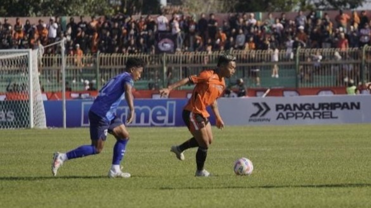 Persibo Bojonegoro Mulai Liga 2 dengan Kemenangan Tipis 2-1 atas Gresik United
            - galeri foto