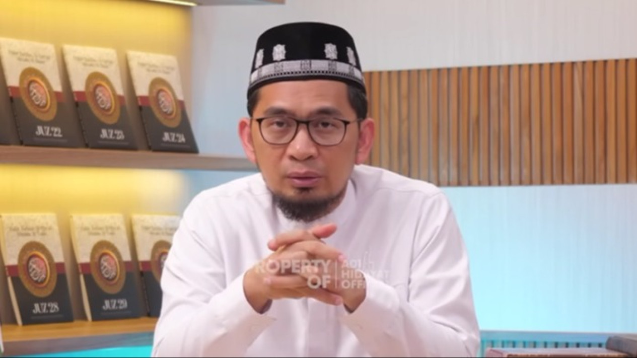 Jangan Biarkan Orang ini Ada dalam Rumah, Bahkan Malaikat Saja Ogah Masuk Rumah, Ustaz Adi Hidayat Bilang Dia Adalah…
            - galeri foto