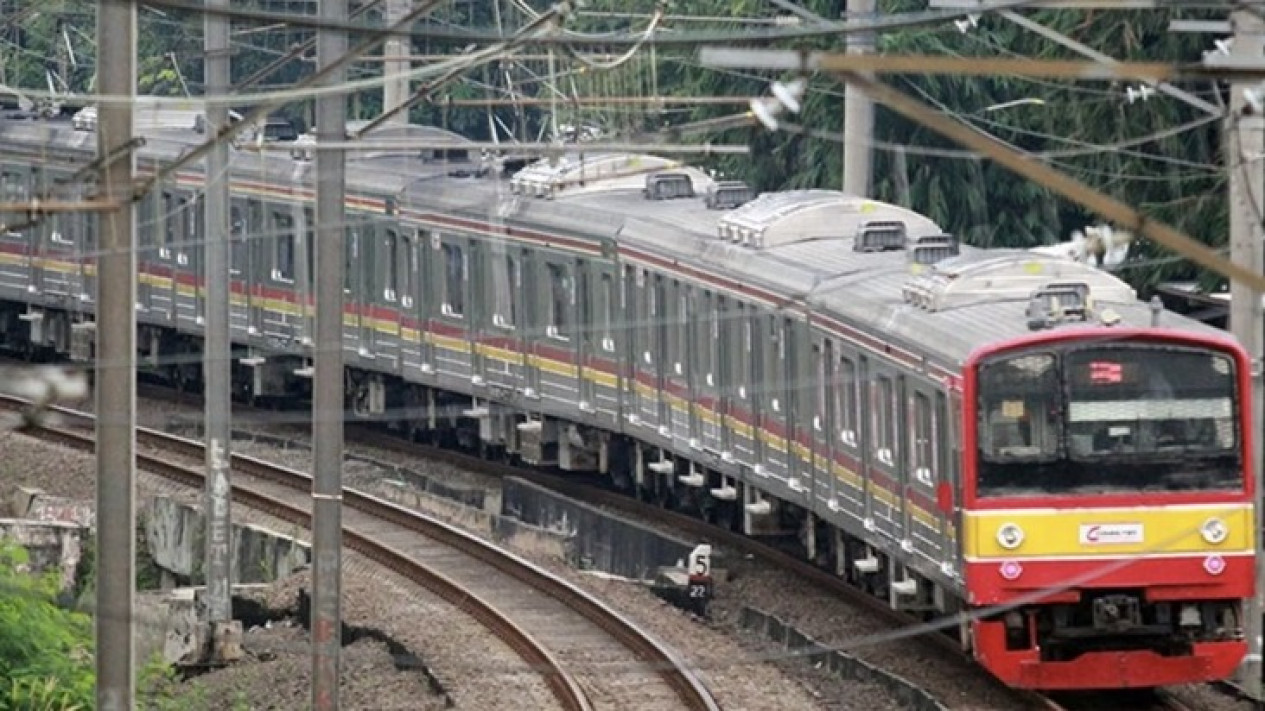 Kemenhub Sebut Masih Belum Ada Keputusan Terkait Kenaikan Harga Tiket KRL Meski Sudah Ada Kajian Naik Rp1.000
            - galeri foto