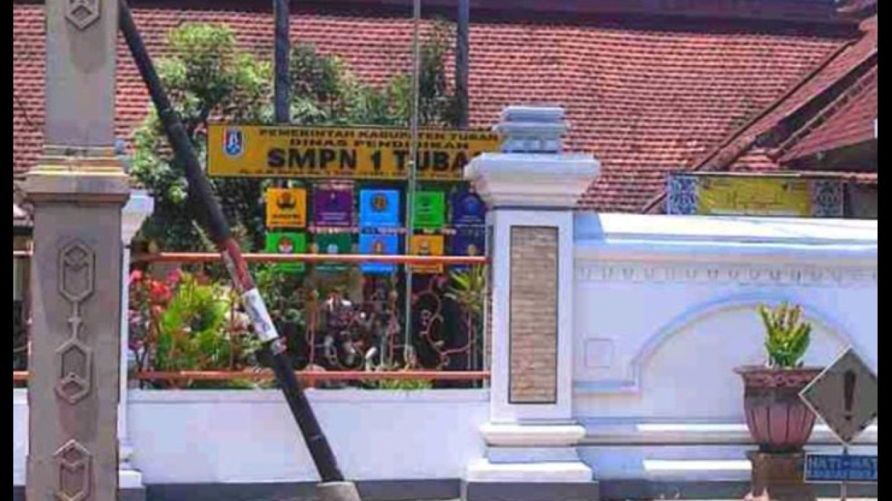 Heboh, Kasus Perundungan di Sekolah, Siswa Berprestasi di SMP Favorit di Tuban Terpaksa harus Pindah Sekolah
            - galeri foto