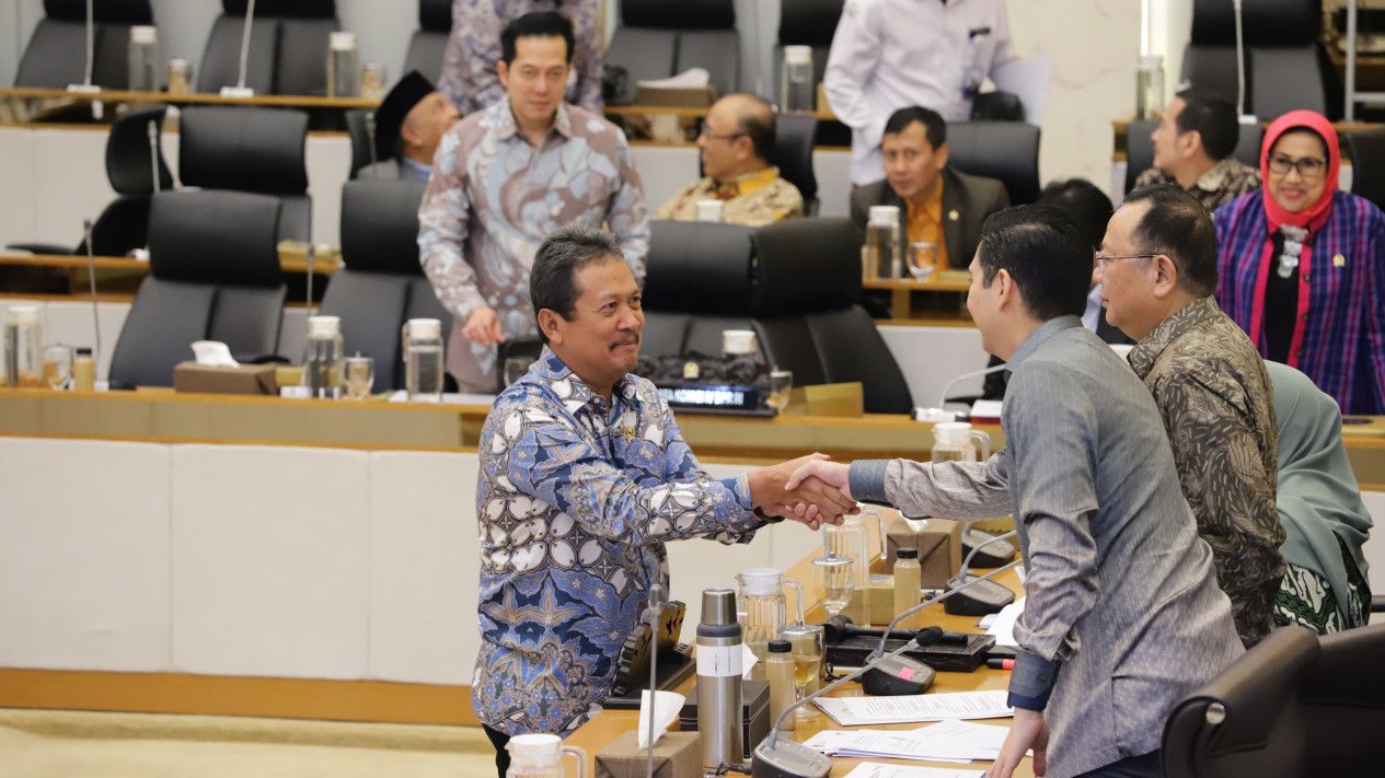 DPR Setujui Anggaran KKP Sebesar Rp6,22 Triliun untuk 2025, Nelayan di Era Prabowo Dapat Prioritas Apa?
            - galeri foto