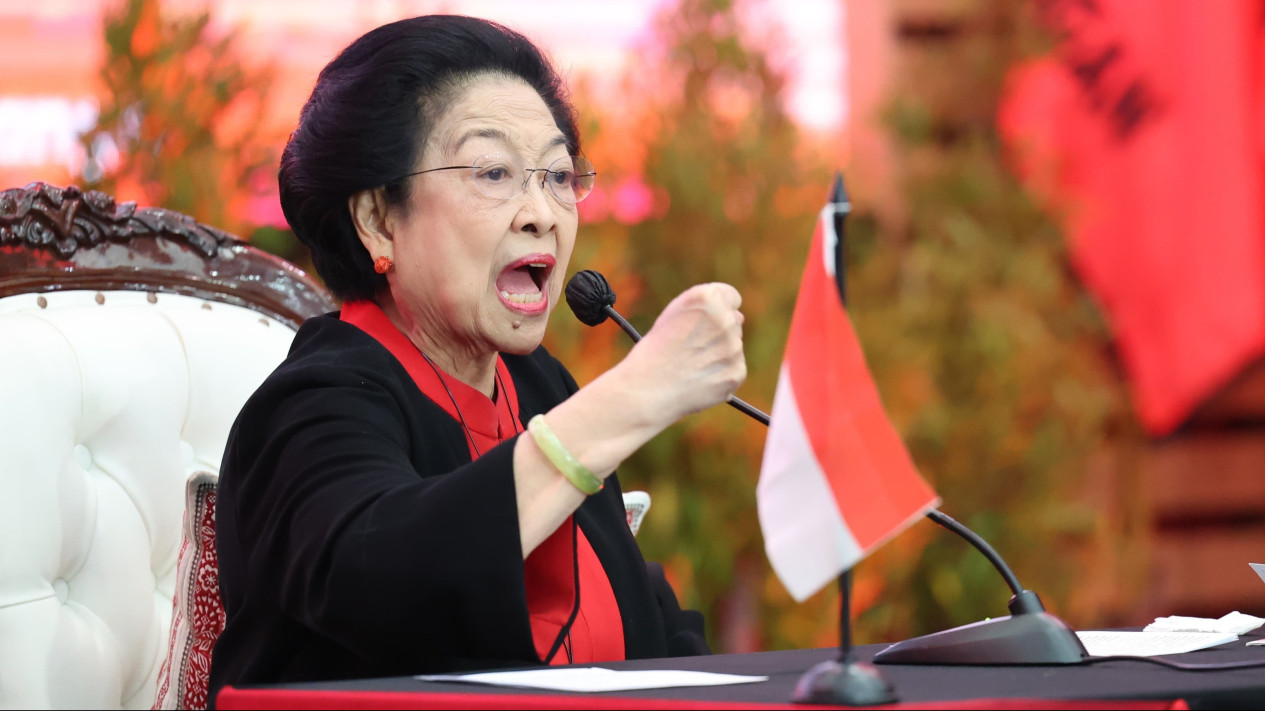 Mengaku Tergiur Rp300 Ribu, 5 Kader PDIP Minta Maaf ke Megawati
            - galeri foto