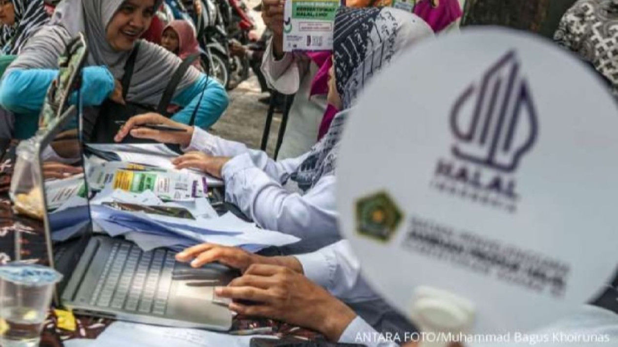 Ketum PITI Kritisi Pernyataan Kepala BPJPH Soal Sertifikasi Halal
            - galeri foto