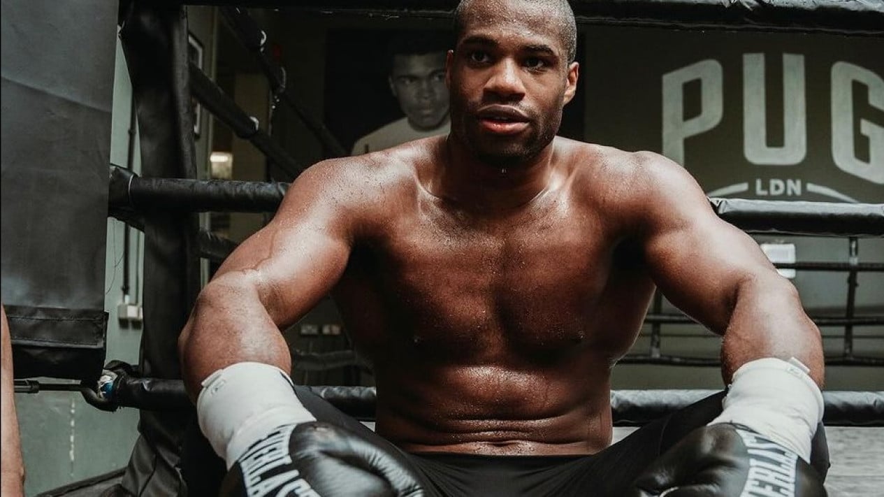 3 Petinju Kelas Dunia Prediksi Daniel Dubois Bakal Hantam Anthony Joshua Demi Pertahankan Sabuk Juara Pekan Ini
            - galeri foto