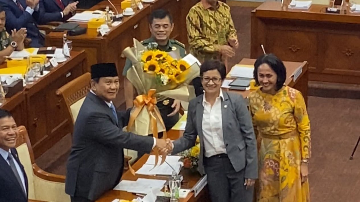 Rapat Komisi I DPR RI Bahas RUU Kerja Sama Bidang Pertahanan, Prabowo Subianto Dapat Kejutan dari Partai Golkar
            - galeri foto