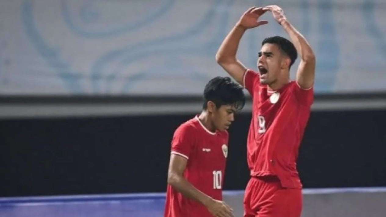 Media Malaysia Soroti Kemenangan Telak Timnas Indonesia U-20 atas Maladewa, Katanya Jens Raven...
            - galeri foto