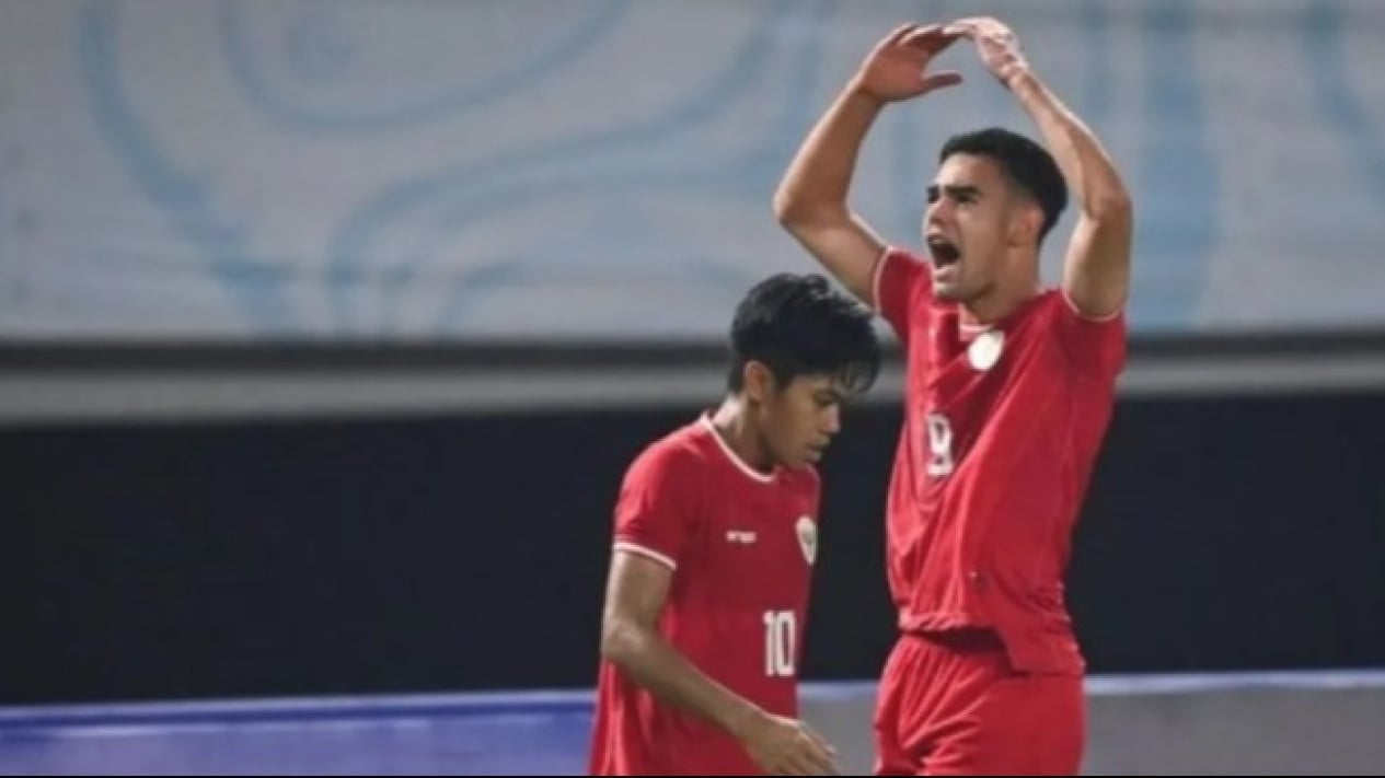 Pantau Timnas Indonesia U-20, Shin Tae-yong Diminta Angkut Pemain Ini ke Skuad Senior: Bisa Bikin Skuad Garuda Makin Gacor
            - galeri foto