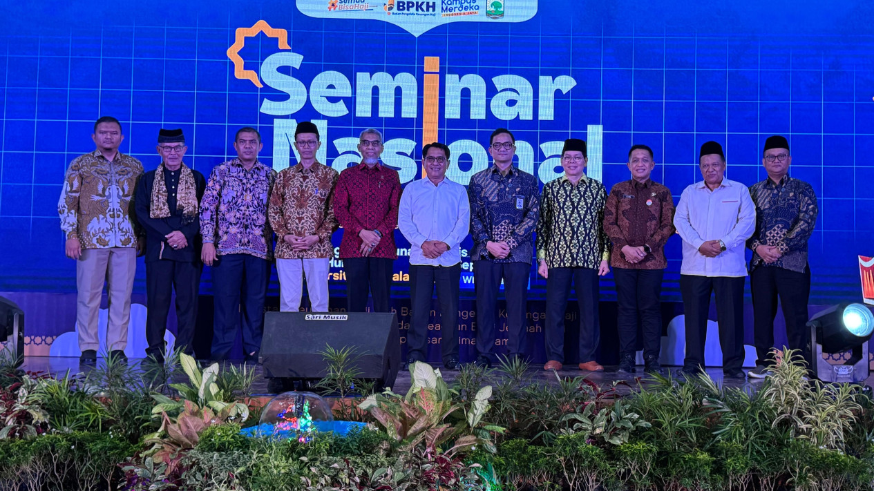 BPKH dan UNAND Gelar Seminar Nasional, Bahas Keadilan dalam Investasi Dana Haji
            - galeri foto