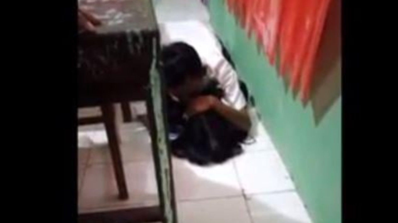 Buntut Kasus Pejalar Demak Bersetubuh di dalam Kelas SD, Polisi Langsung Keluarkan Imbauan Keras
            - galeri foto