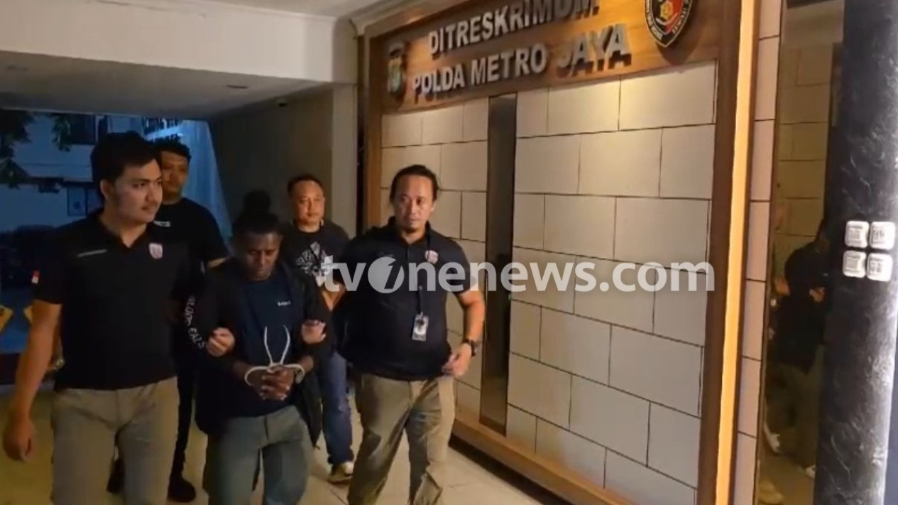 Terkuak Sosok Saksi Kunci, Polisi Dapati Bukti Baru Dalang Dibalik Pembubaran Diskusi di Kemang
            - galeri foto