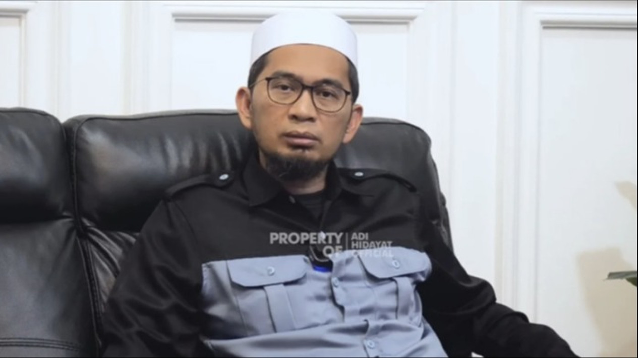 Saat Shalat Perut Terasa Ingin Kentut, Sebaiknya Lepaskan atau Tahan? Ustaz Adi Hidayat Anjurkan Kalau…
            - galeri foto