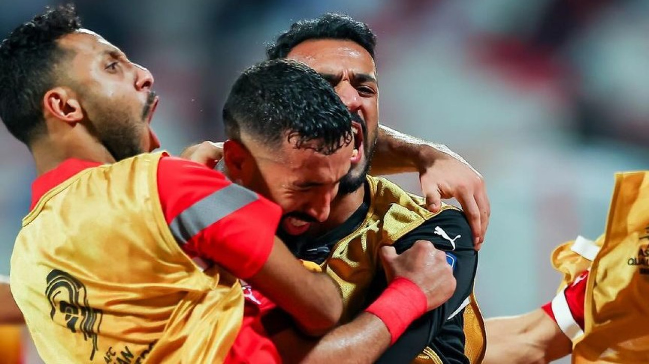 Pencetak Gol Bahrain Minta Maaf ke Publik Usai Bobol Gawang Timnas Indonesia Dua Kali di Kualifikasi Piala Dunia 2026
            - galeri foto