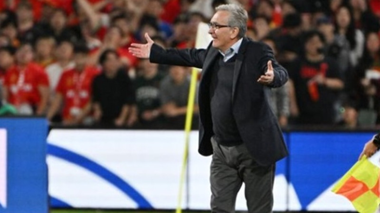 Jelang Timnas Indonesia Vs China, Branko Ivankovic Sesumbar Tim Naga akan Menang dan Lolos ke Piala Dunia 2026
            - galeri foto