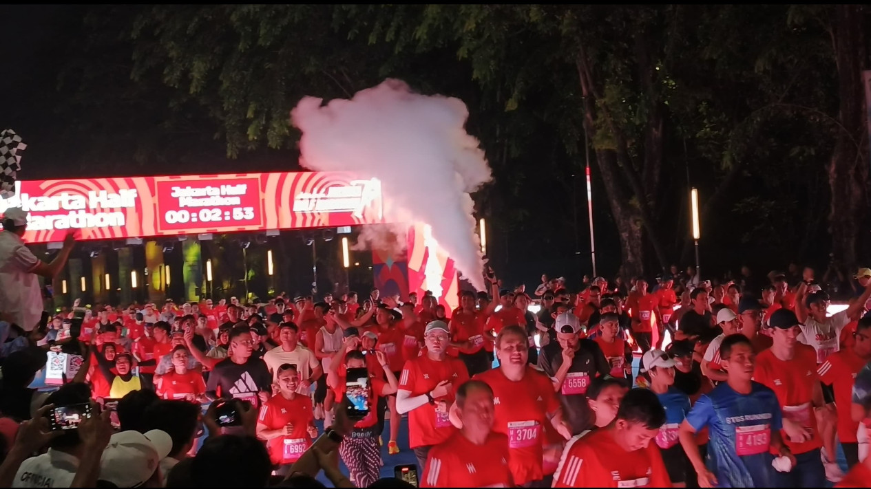 Ketua PB PASI Luhut Binsar Pandjaitan Buka Langsung Jakarta Running Festival 2024 Hari Kedua untuk Kategori Half Marathon 21K
            - galeri foto