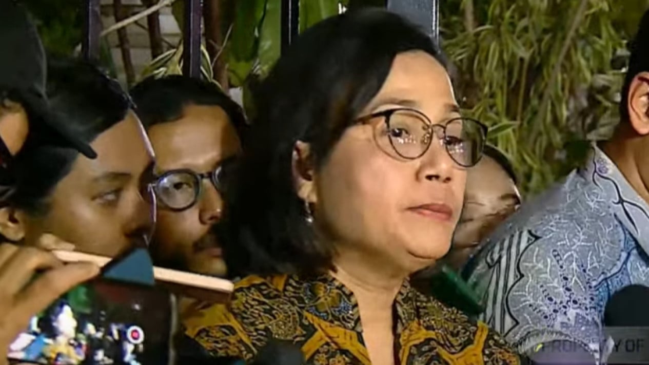 Prabowo Kembali Tempatkan Sri Mulyani sebagai Menteri Keuangan, Pengamat: Keputusan Realistis
            - galeri foto