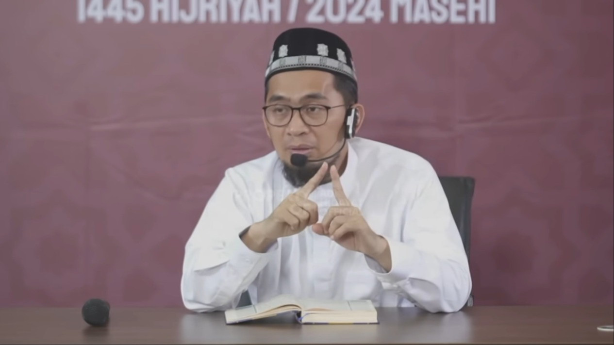 Malam Ini Belajar Shalat Tahajud, Ustaz Adi Hidayat Ungkap Waktu Terbaik Ada dalam Surah Ini Insyaallah Karir Melesat dan Rezeki Lancar
            - galeri foto