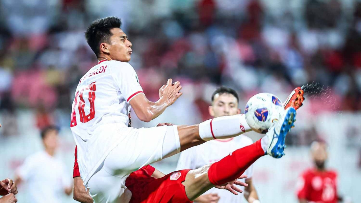 Bukan Mees Hilgers, Publik China Justru Ketar-ketir dengan Sosok Striker Bernomor Punggung 10 Jelang Laga Lawan Timnas Indonesia, Katanya...
            - galeri foto