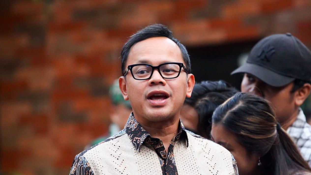 Bukan Wakil Menteri, Ternyata Ini Tugas yang Diberikan Prabowo ke Raffi Ahmad dan Yovie Widianto
            - galeri foto