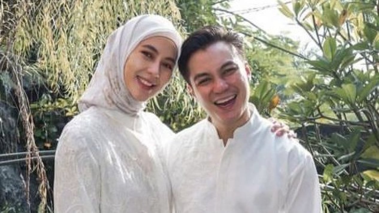 Ramalan Mbak You soal Baim Wong Terbukti? Jauh-jauh Hari Sudah Bilang Tabiat Suami Paula Verhoeven itu Sebenarnya…
            - galeri foto