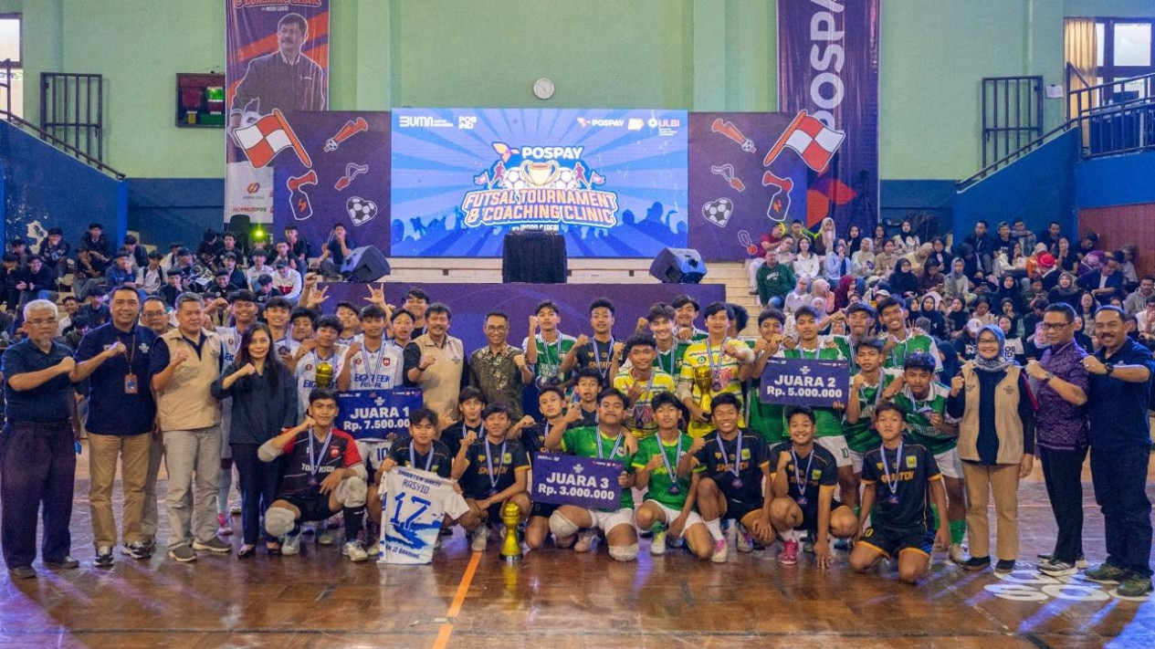 Puncak Acara Turnamen Futsal Pospay Cup 2024 di ULBI Bersama Indra Sjafri
            - galeri foto