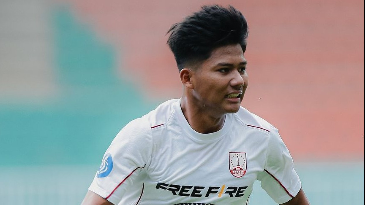 Predator Timnas Indonesia Beri Pesan Mendalam untuk Arkhan Kaka usai Kerap Dihujani Kritikan Pedas: Jangan Hiraukan Apa Kata Orang
            - galeri foto