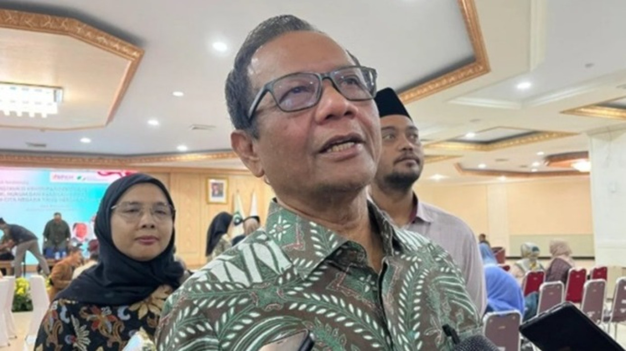 Mahfud MD Mendadak Tak Bisa Hadiri Pelantikan Prabowo-Gibran, Ini Alasannya
            - galeri foto