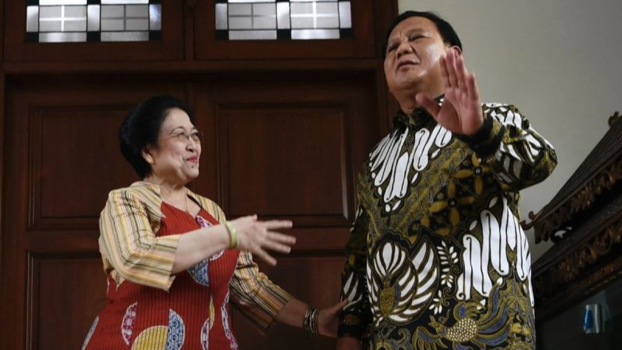 Megawati Soekarnoputri Minta Maaf Tak Bisa Hadir di Pelantikan Presiden dan Wapres 2024-2029
            - galeri foto