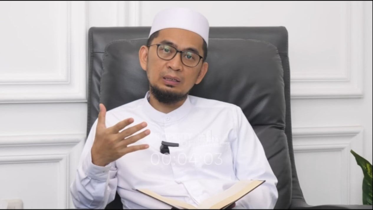 Merasa Putus Asa Lulus Sekolah Belum Kerja, Ustaz Adi Hidayat Sebut Coba Amalan Rezeki Ini
            - galeri foto