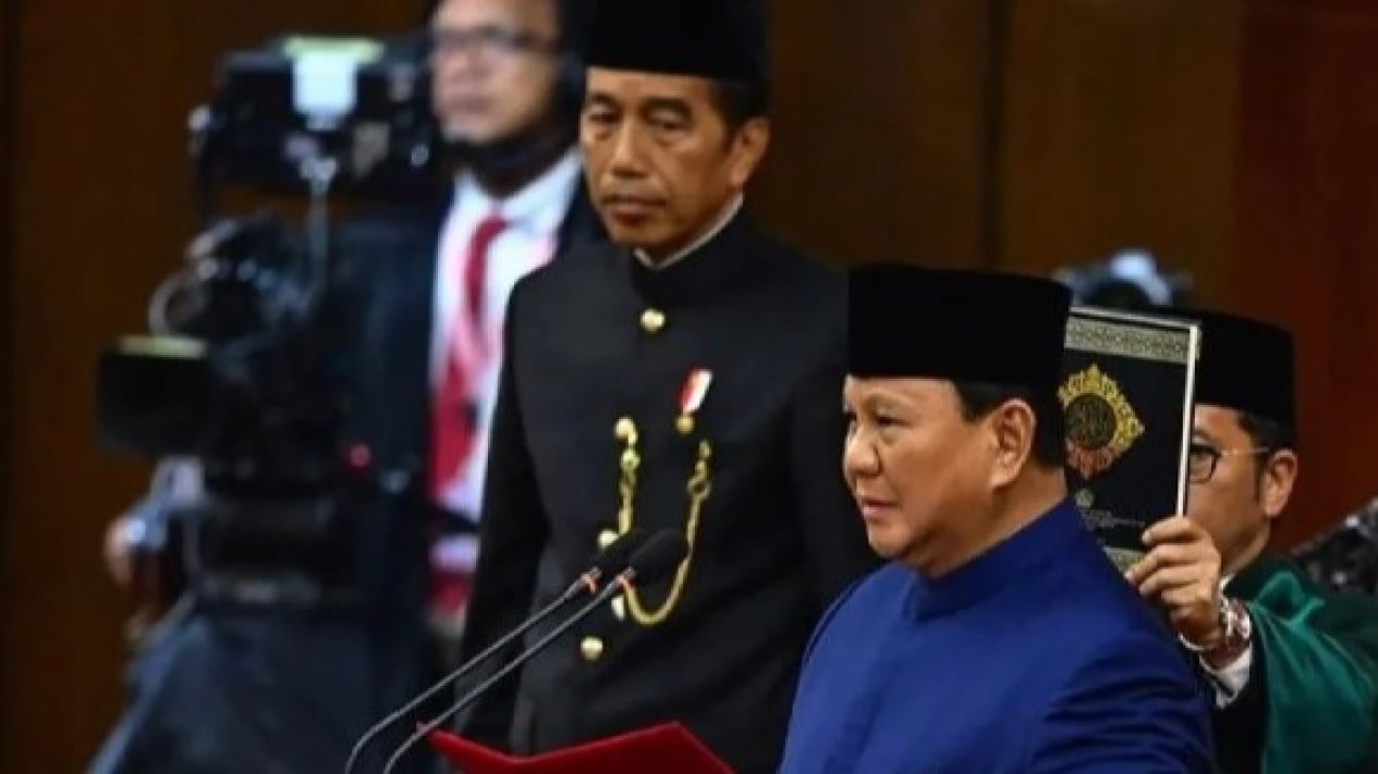 Ketua PP Muhammadiyah Ucapkan Selamat ke Presiden Prabowo Subianto dan Harapkan Hal Ini
            - galeri foto