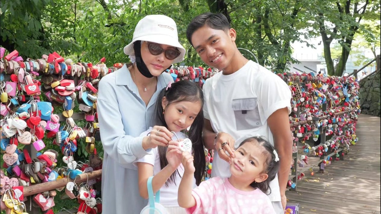 Kata Pria Indigo Ini, Betrand Peto Bakal Ketemu Jodoh Perempuan yang Usianya Jauh Lebih Tua Ketimbang Onyo: Inisialnya S atau...
            - galeri foto