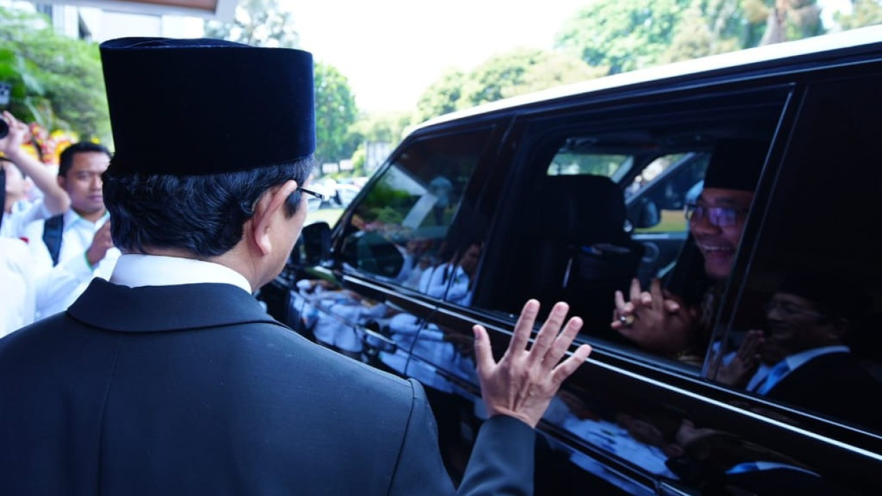 Momen Haru Sertijab dan Pamitan Gus Yaqut dengan Kementerian Agama yang Kini Dipimpin oleh Nasaruddin Umar
            - galeri foto