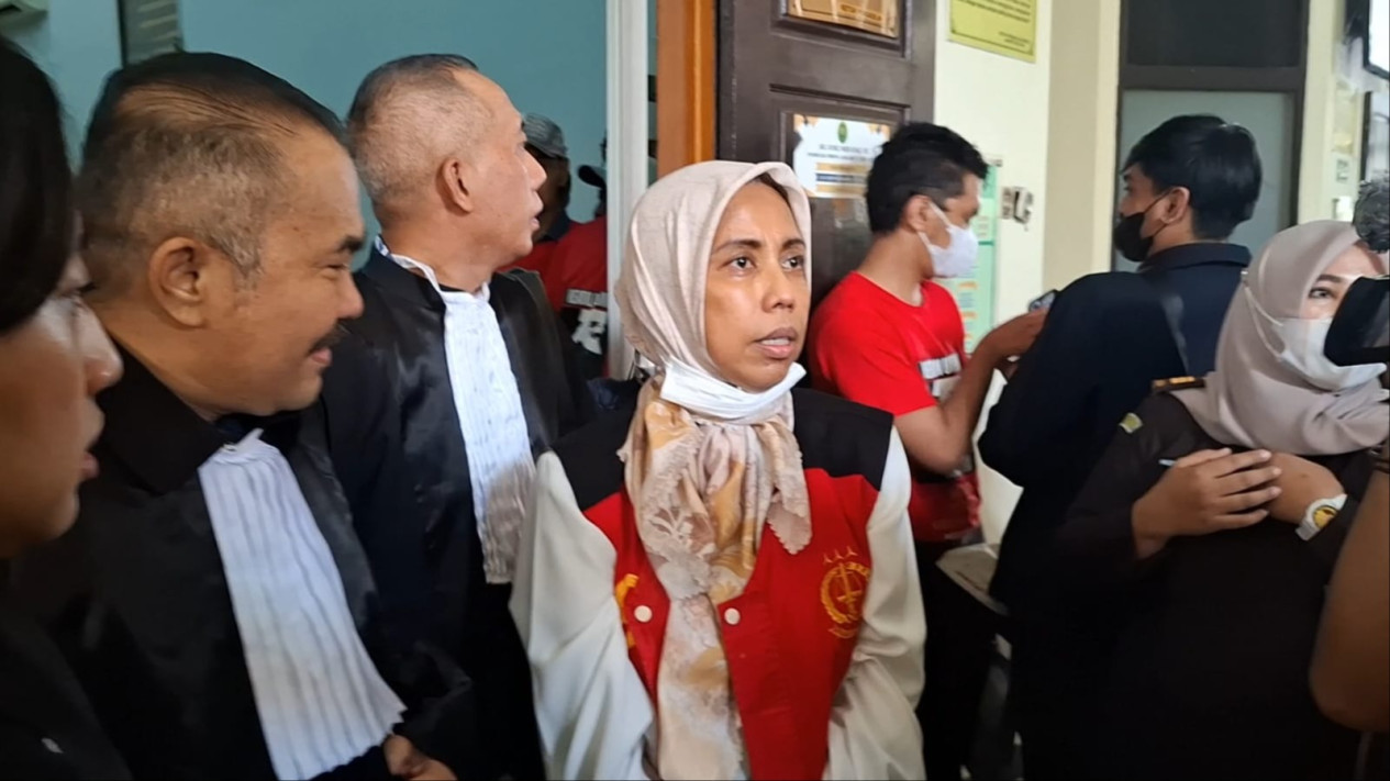 Eksepsi Ditolak Majelis Hakim PN Jakarta Selatan, Terdakwa Kasus Dugaan Sumpah Palsu Ungkap Hal Ini...
            - galeri foto