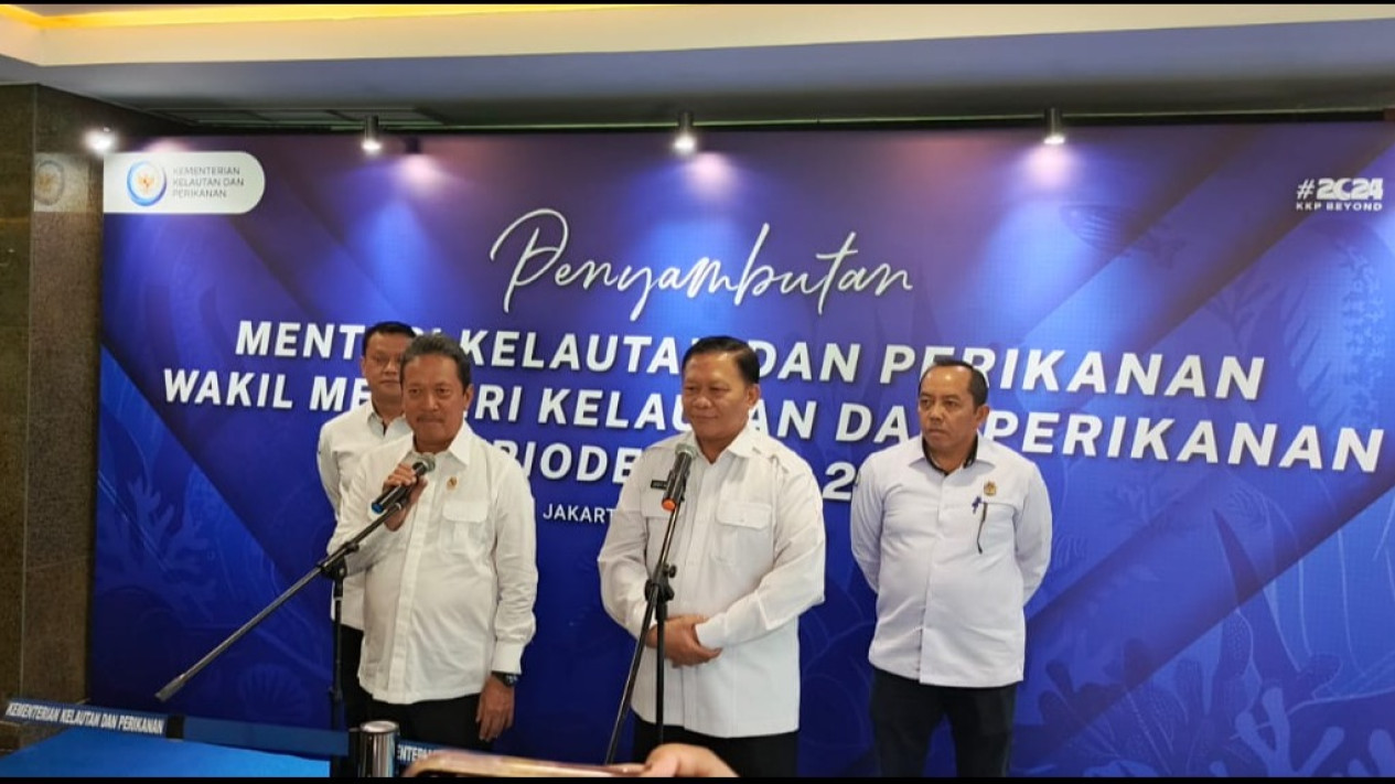 Peringatan untuk Pencuri Ikan dan Pasir Laut, KKP Bakal Lebih Garang Usai Diisi Duet Tempur Trenggono dan Didit
            - galeri foto