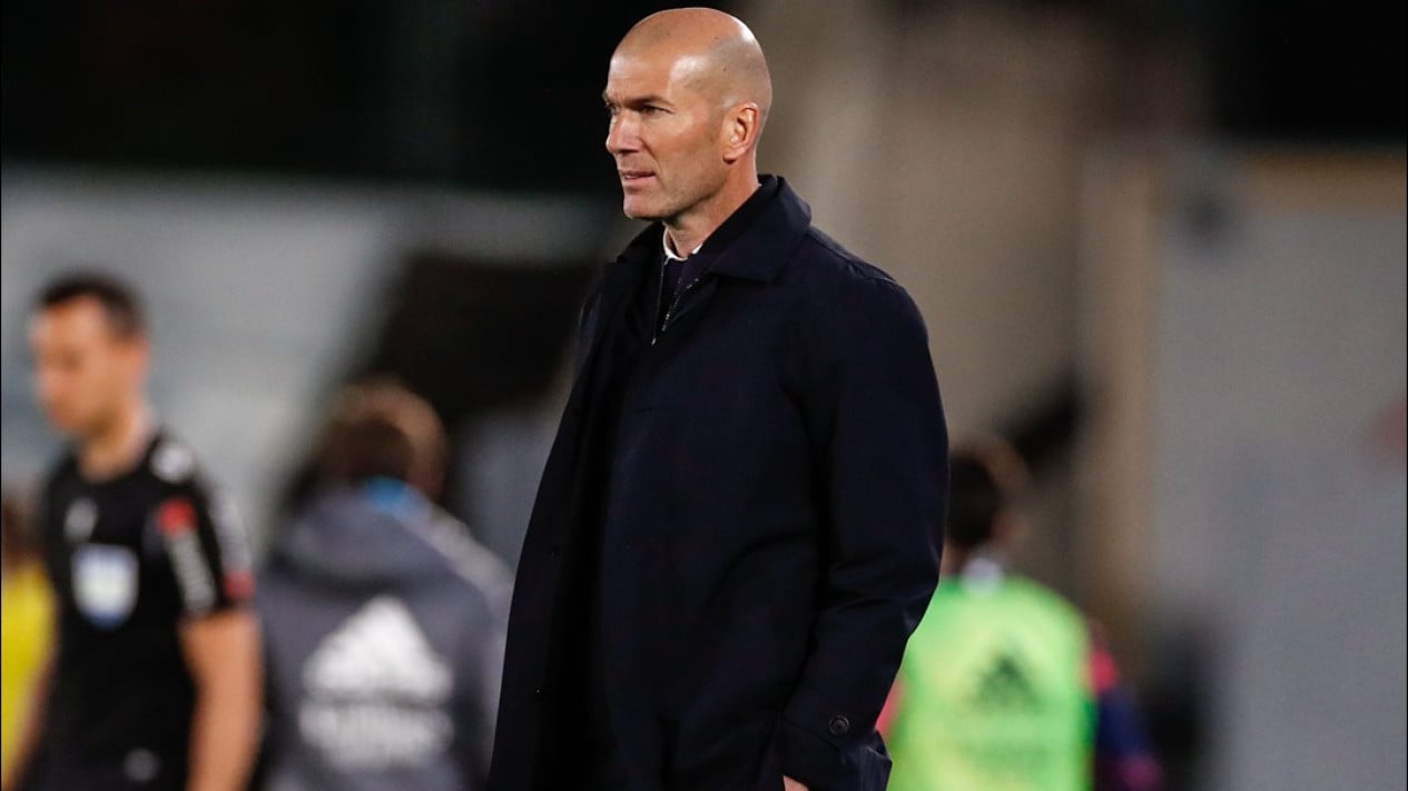 Kejutan! Media Italia Tiba-Tiba Beberkan Zinedine Zidane Bakal Hadapi Shin Tae-yong dan Timnas Indonesia Bulan Depan
            - galeri foto