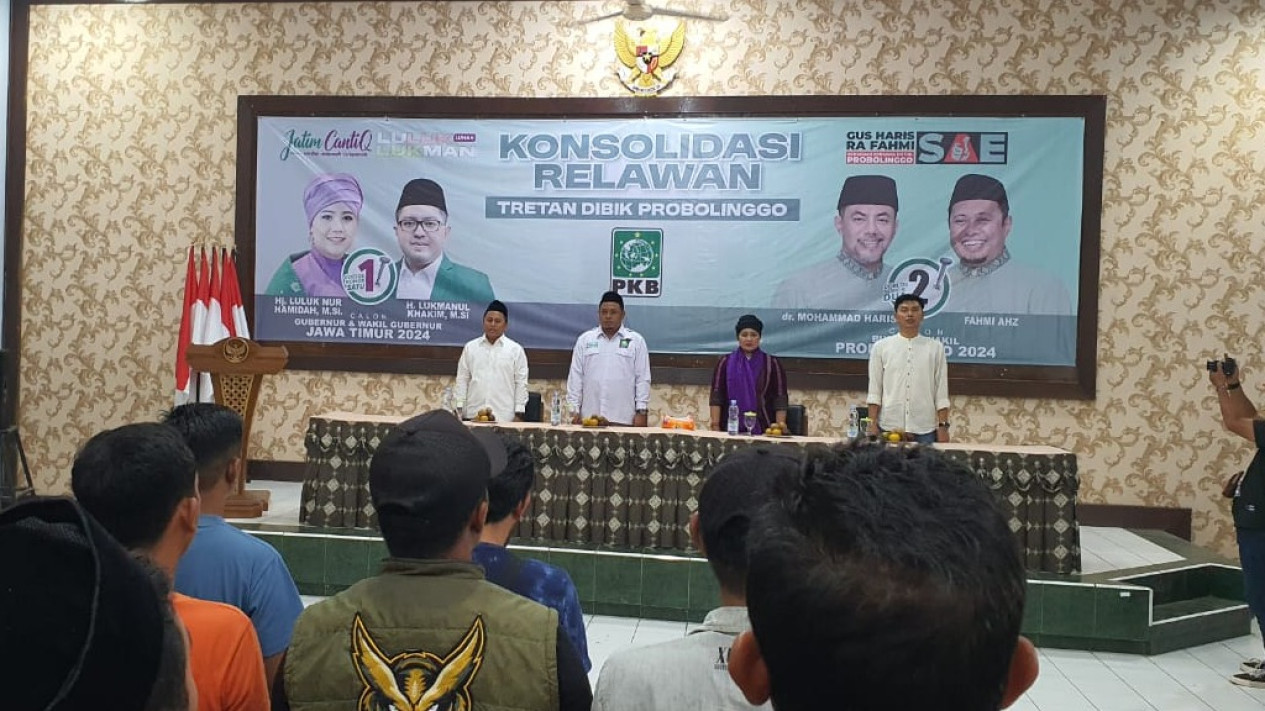 Fokus Berantas Kemiskinan, Cagub Jatim Luluk Berkunjung ke Probolinggo
            - galeri foto