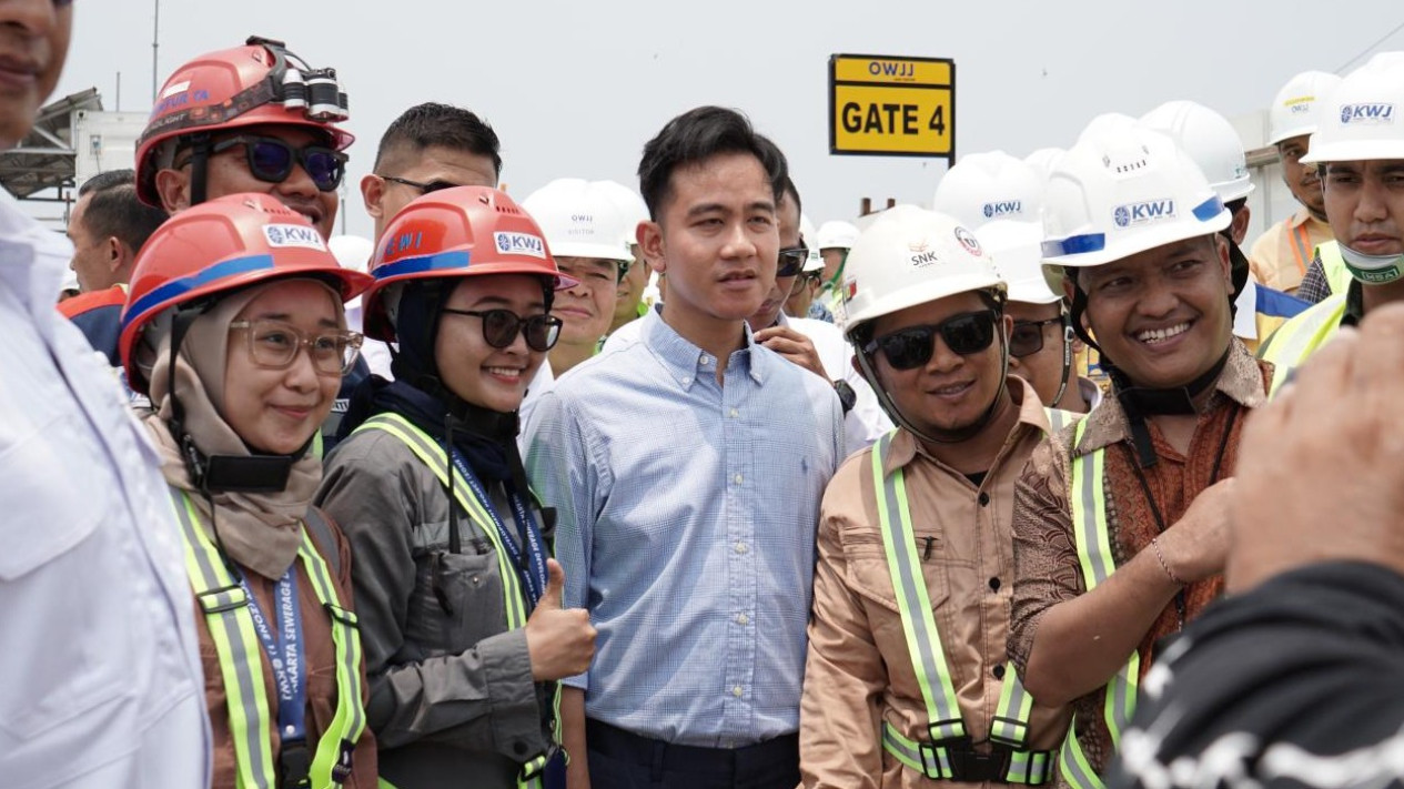 Wapres Gibran Dorong Penyelesaian Proyek JSDP dan CYESC Dipercepat, Minta WIKA Selesaikan Target dan Jaga Kualitas: Gas Lah!
            - galeri foto