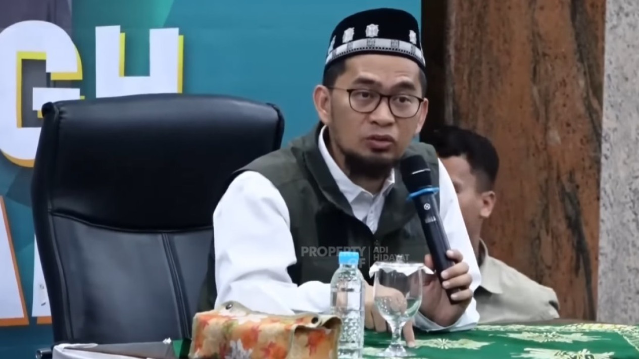 Agar Terhindar dari yang Haram Sebelum Doa Shalat Tahajud Sempatkan Baca Hadits ini, Ustaz Adi Hidayat Kupas Alasannya
            - galeri foto