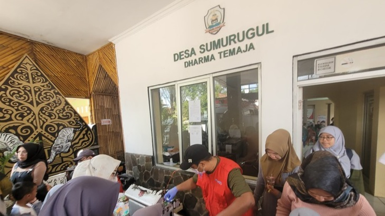 Dapatkan Pengalaman Langsung Pembentukan Karakter dan Empati Sosial, SMA Labschool Jakarta Gelar Trip Observasi di Desa Sumurugul
            - galeri foto