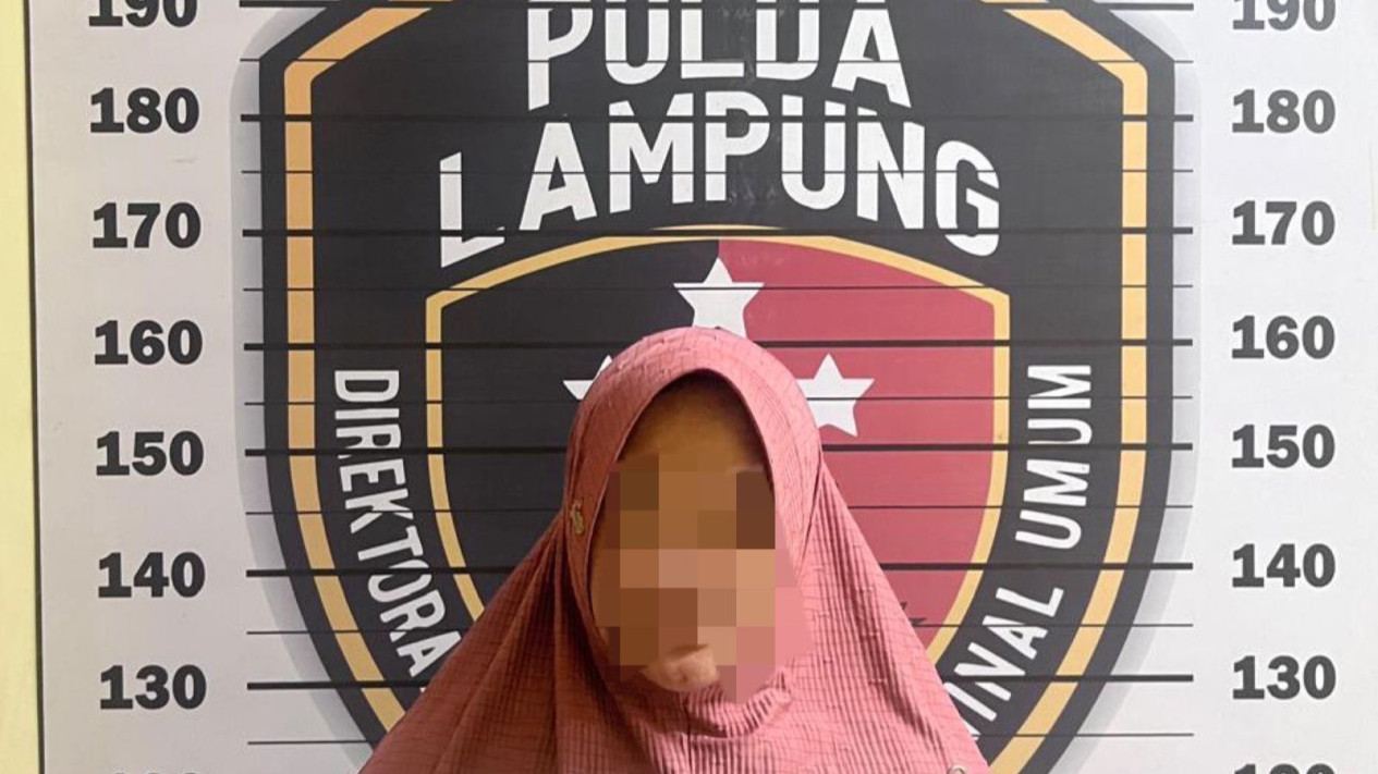 Janji Loloskan Jadi Bintara Polri, Wanita di Lampung Tipu Korban Hingga Rp1 Miliar
            - galeri foto