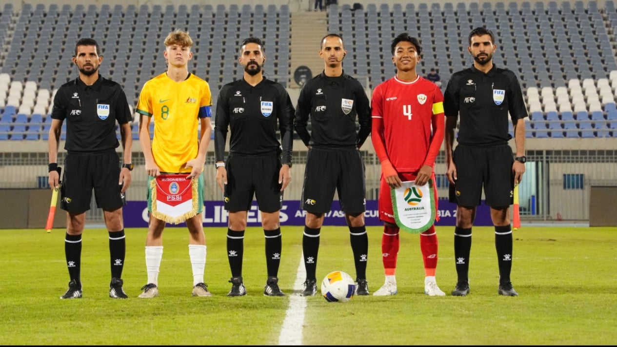 Reaksi Menohok Jurnalis India usai Laga Kontroversial Timnas Indonesia U-17 Vs Australia, AFC Ikut Mendapat Sorotan Tajam
            - galeri foto