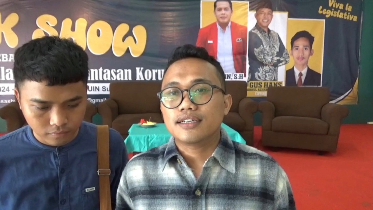 Gagal Terselenggara, Seminar Bersama Cawagub Gus Hans dan LSM di UINSA Batal Mendadak
            - galeri foto