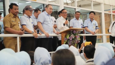 Kemnaker Turun ke Sritex! Hadir di Tengah Buruh untuk Pastikan Tak Ada PHK, Noel: PHK Merupakan Hal Tabu