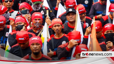 Sebanyak 15 Juta Buruh Siap Unjuk Rasa dan Mogok Nasional Jika Pemerintah Membangkang Putusan MK