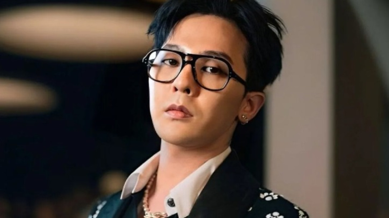 Setelah 7 Tahun, G-Dragon Comeback dengan Single Power
            - galeri foto